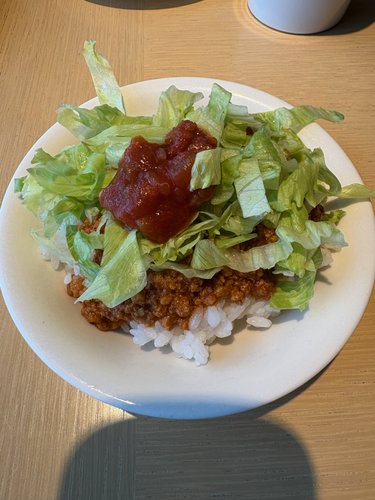 朝食で盛ったタコライス